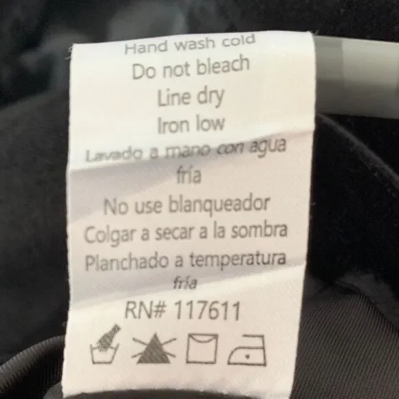 Mosaic & Co Black Velour Blazer/Skirt 2PC Set Size L - Picture 11 of 11